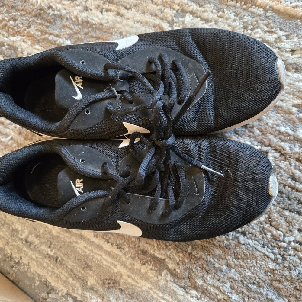 Nike Air Black and White Athletic Shoes